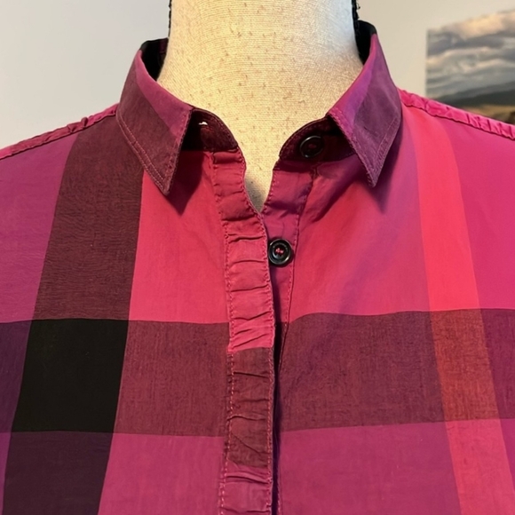Burberry Pink/Purplish and Black Plaid Button-Down Shirt Authintic 💯✨👚 - Picture 3 of 8